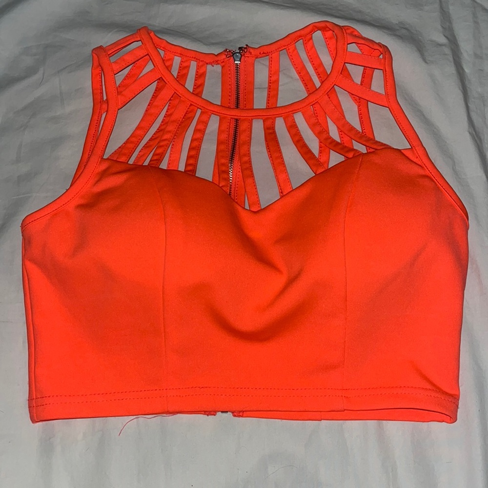 Alt B Woman's Orange Sleeveless Top Size M